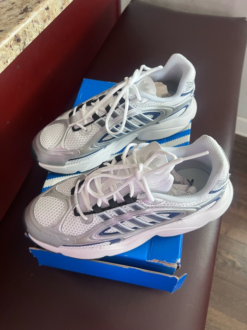 adidas Ozmillen W Athletic Shoes